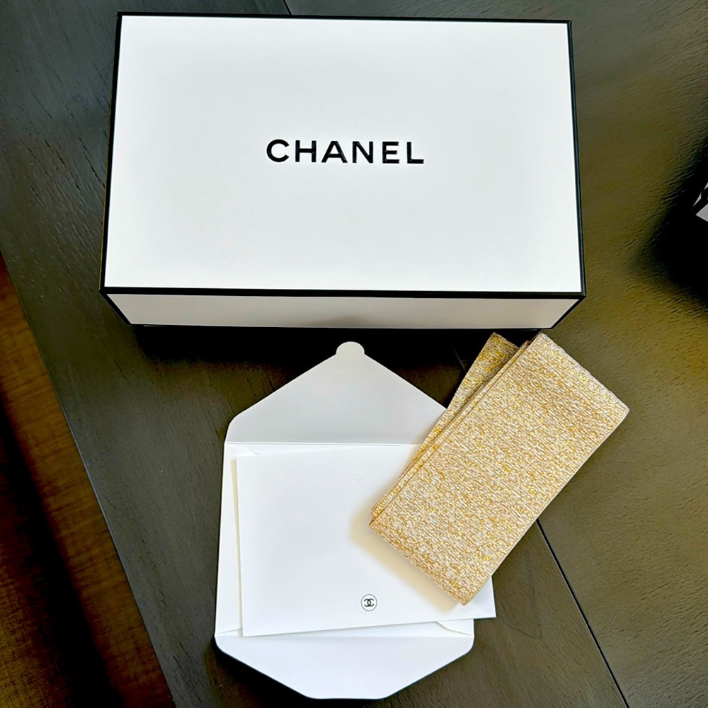 Chanel Box